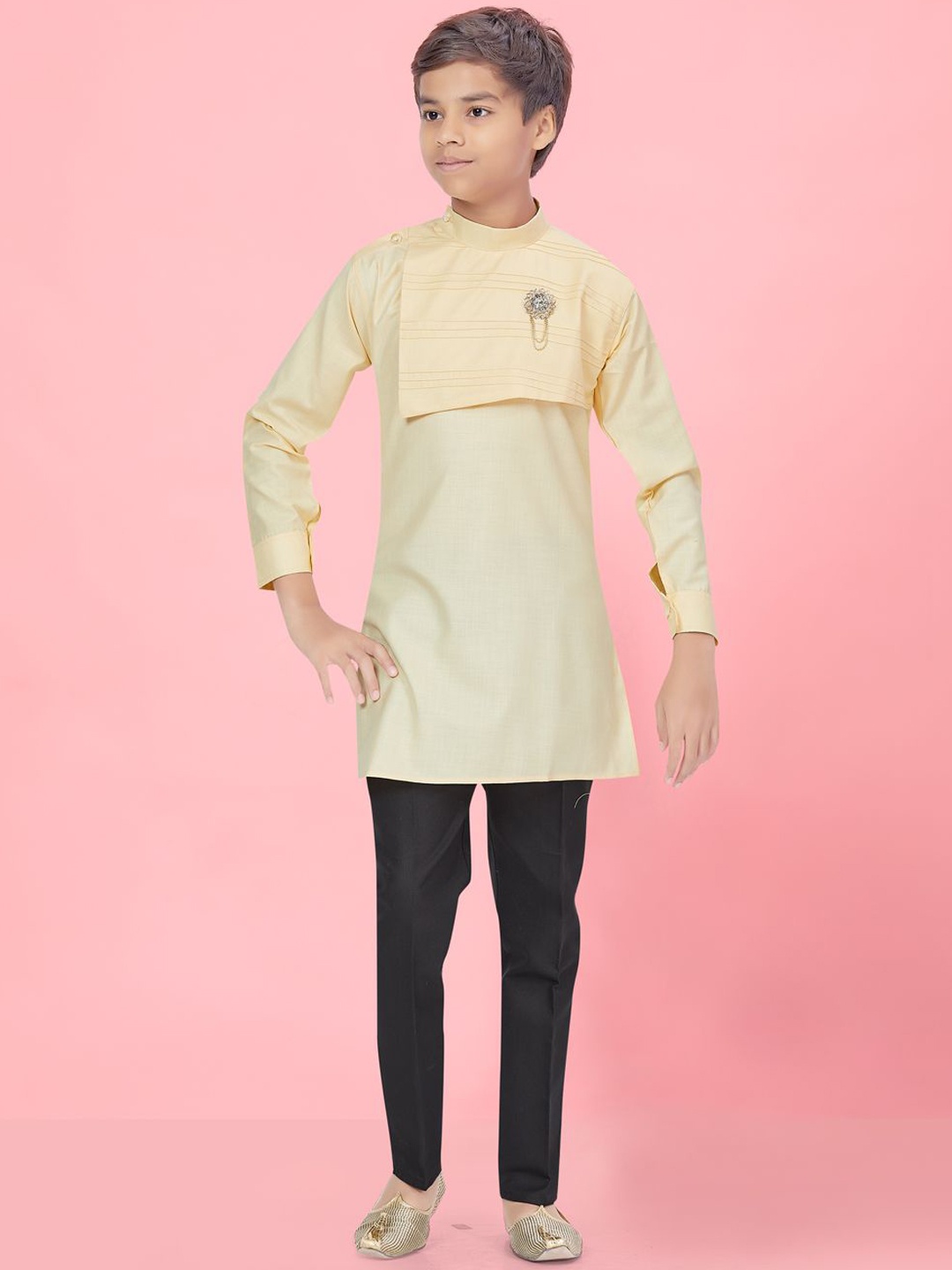

BAESD Boys Mandarin Collar Pure Cotton Asymmetric Straight Kurta with Pyjama, Cream