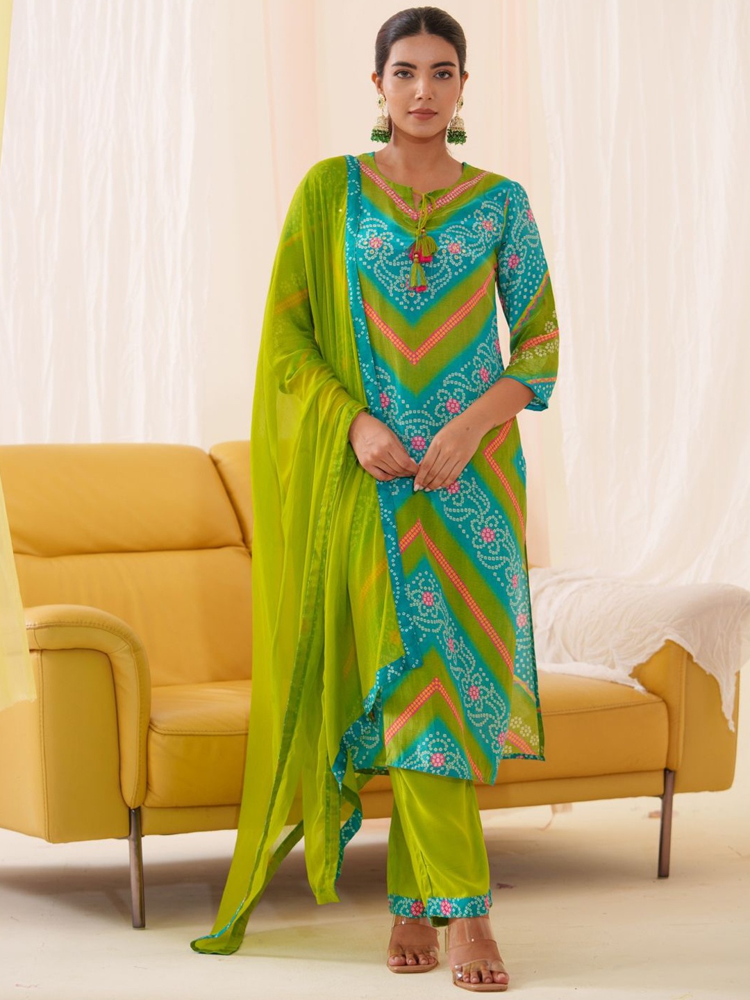 

Sangria Embroidered Straight Kurta With Trousers & Dupatta, Green