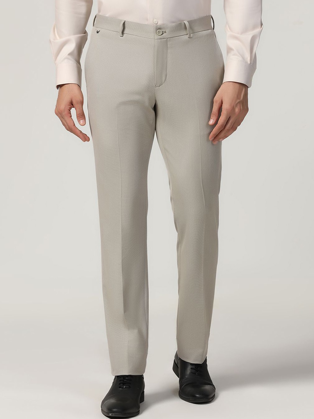 

Blackberrys Men Slim Fit Trousers, Beige