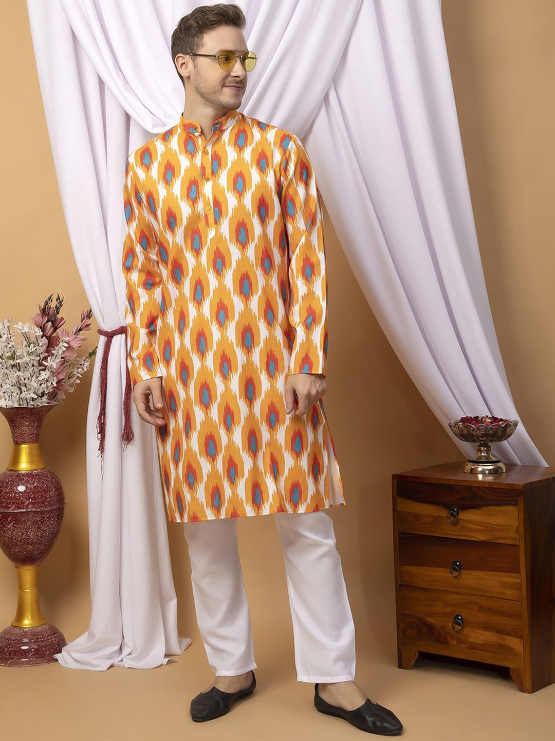 

Hangup Abstract Printed Cotton Straight Kurta with Pyjamas, White