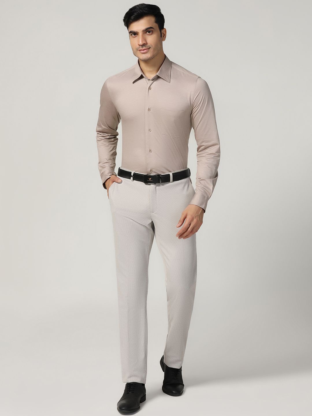 

Blackberrys Men India Spread Collar Solid Cotton Slim Fit Casual Shirt, Beige