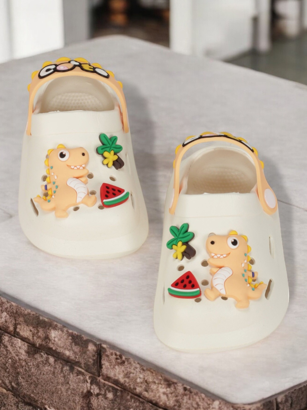 

Lil Lollipop Unisex Kids Clogs Sandals, White