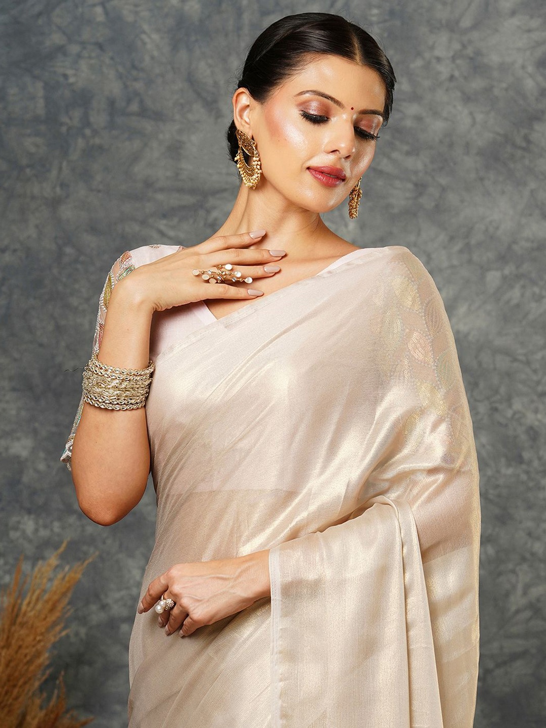 

Satrani Pure Georgette Solid Saree, Beige