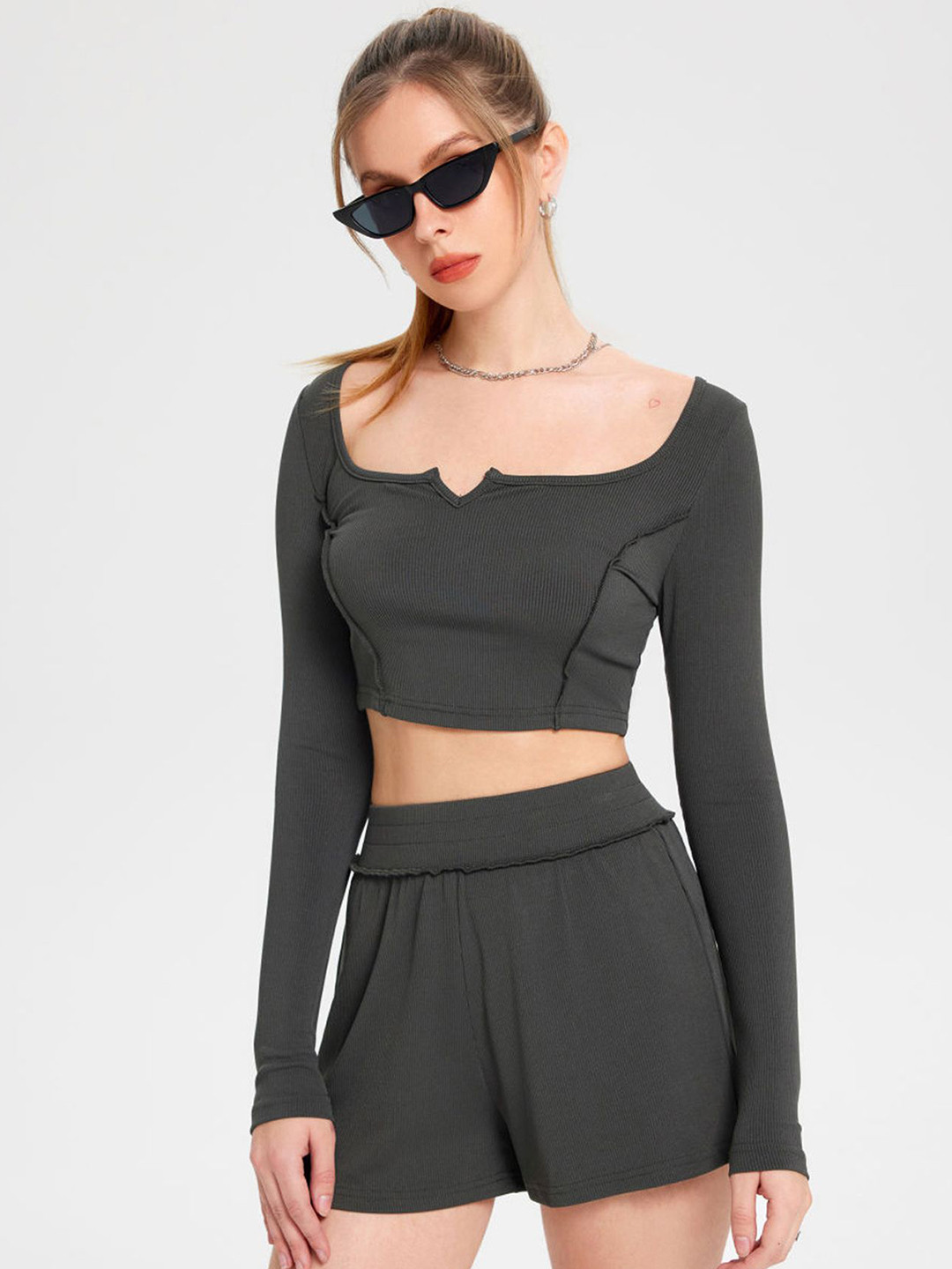 

LULU & SKY Square Neck Long Sleeves Reverse Stitch Crop Top With Shorts, Grey