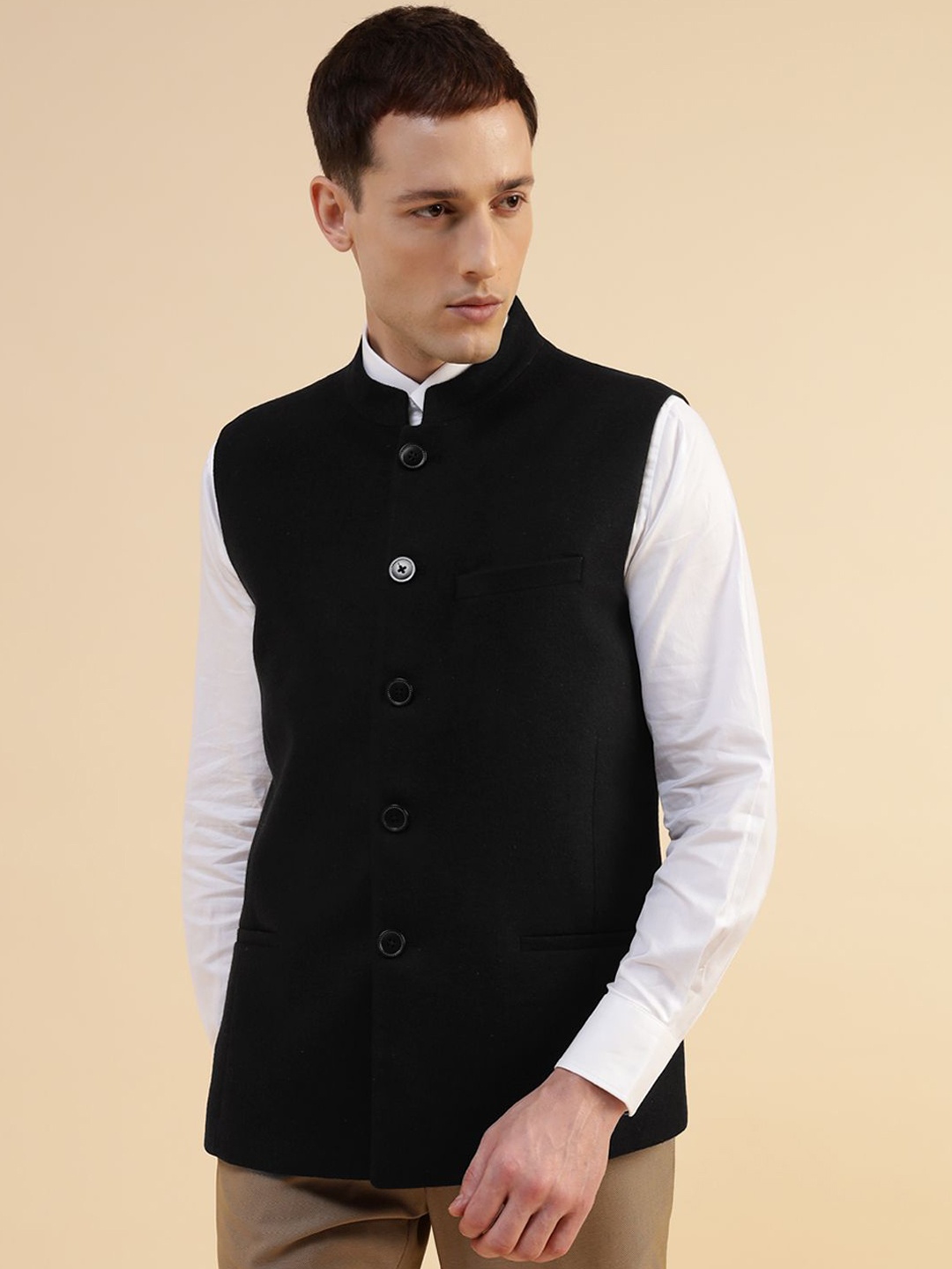

Givo Men Woven Band Collar Nehru Jackets, Black