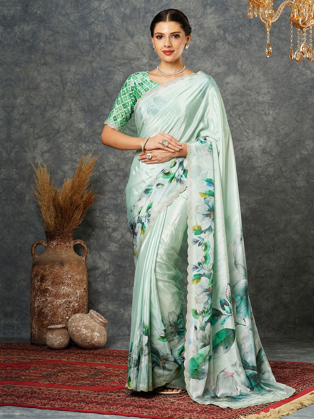 

Satrani Embelished Floral Pure Silk Saree, Green