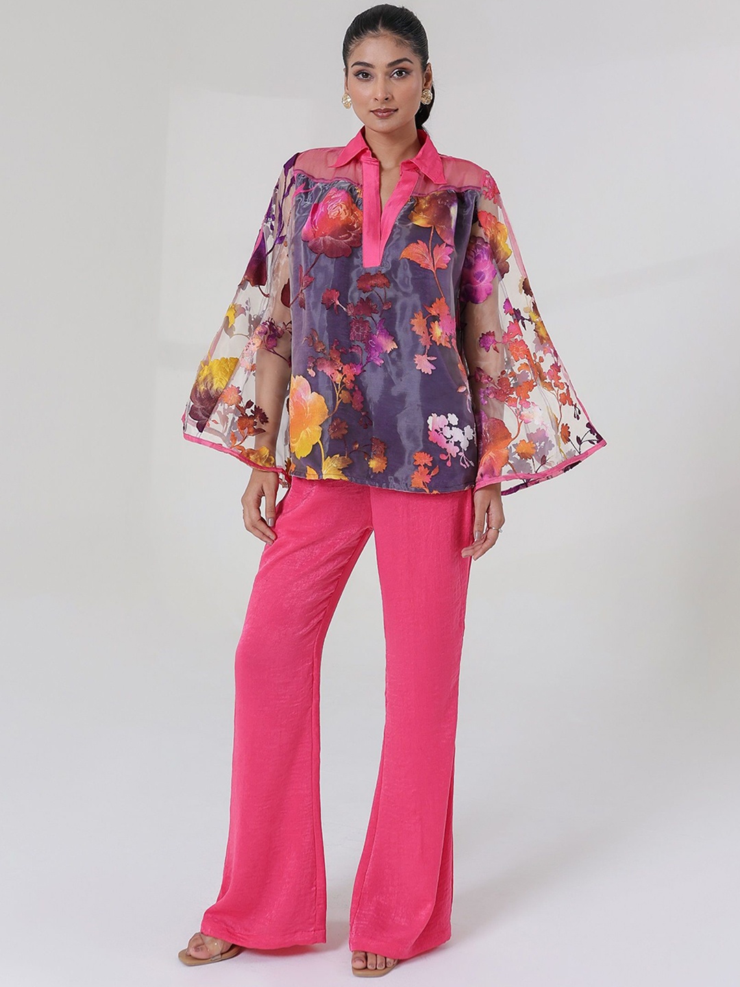 

MQ Marquino Floral Printed Bell Sleeves Top With Trousers, Pink