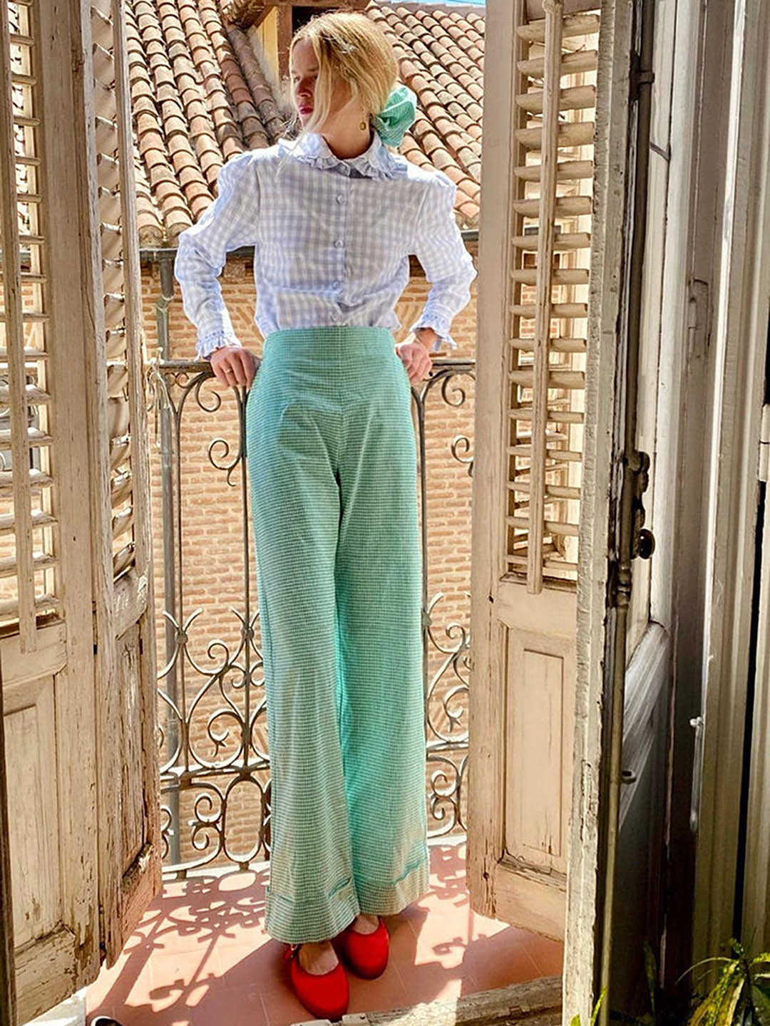 

LULU & SKY Women Straight Fit High-Rise Trousers, Green