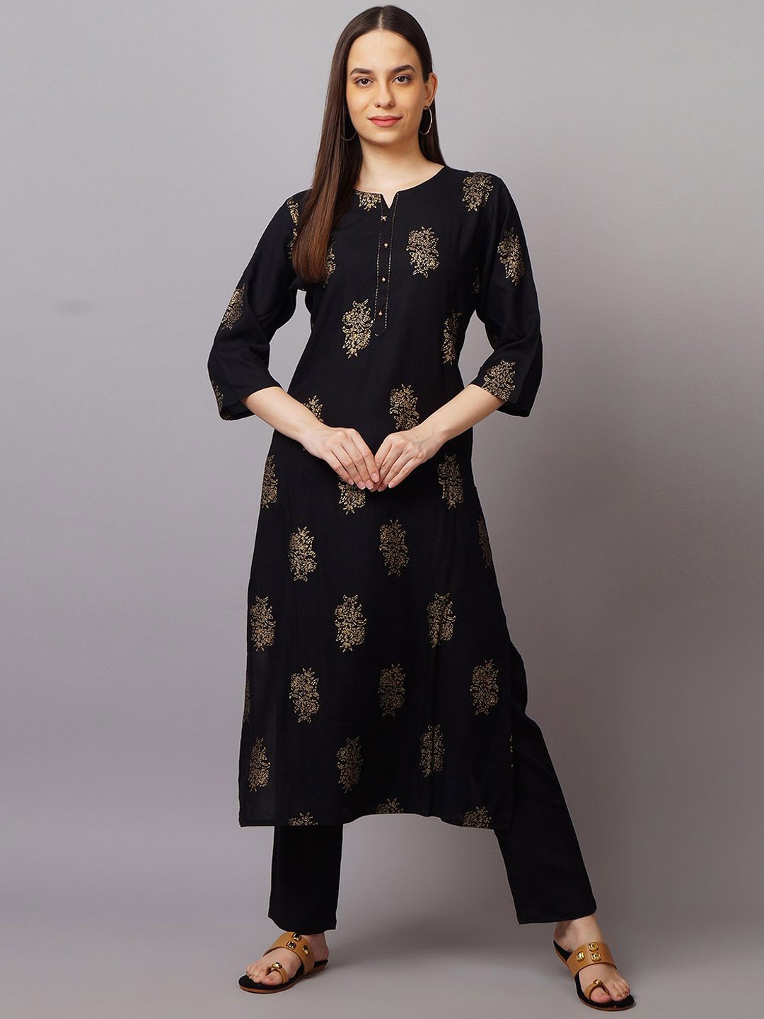 

Shree Floral Printed Liva Kurta With Trousers, Black