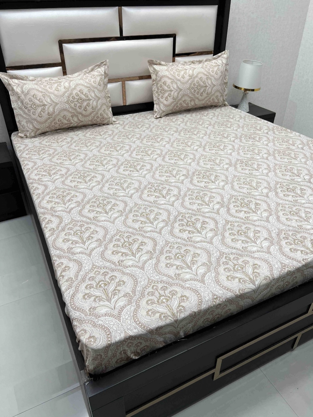

Pure Decor Ruby Brown Printed Cotton Fitted 300 TC King Bedsheet With 2 Pillow Covers