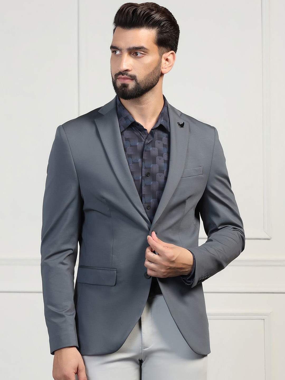 

Blackberrys Single-Breasted Slim-Fit Notched Lapel Formal Blazer, Grey