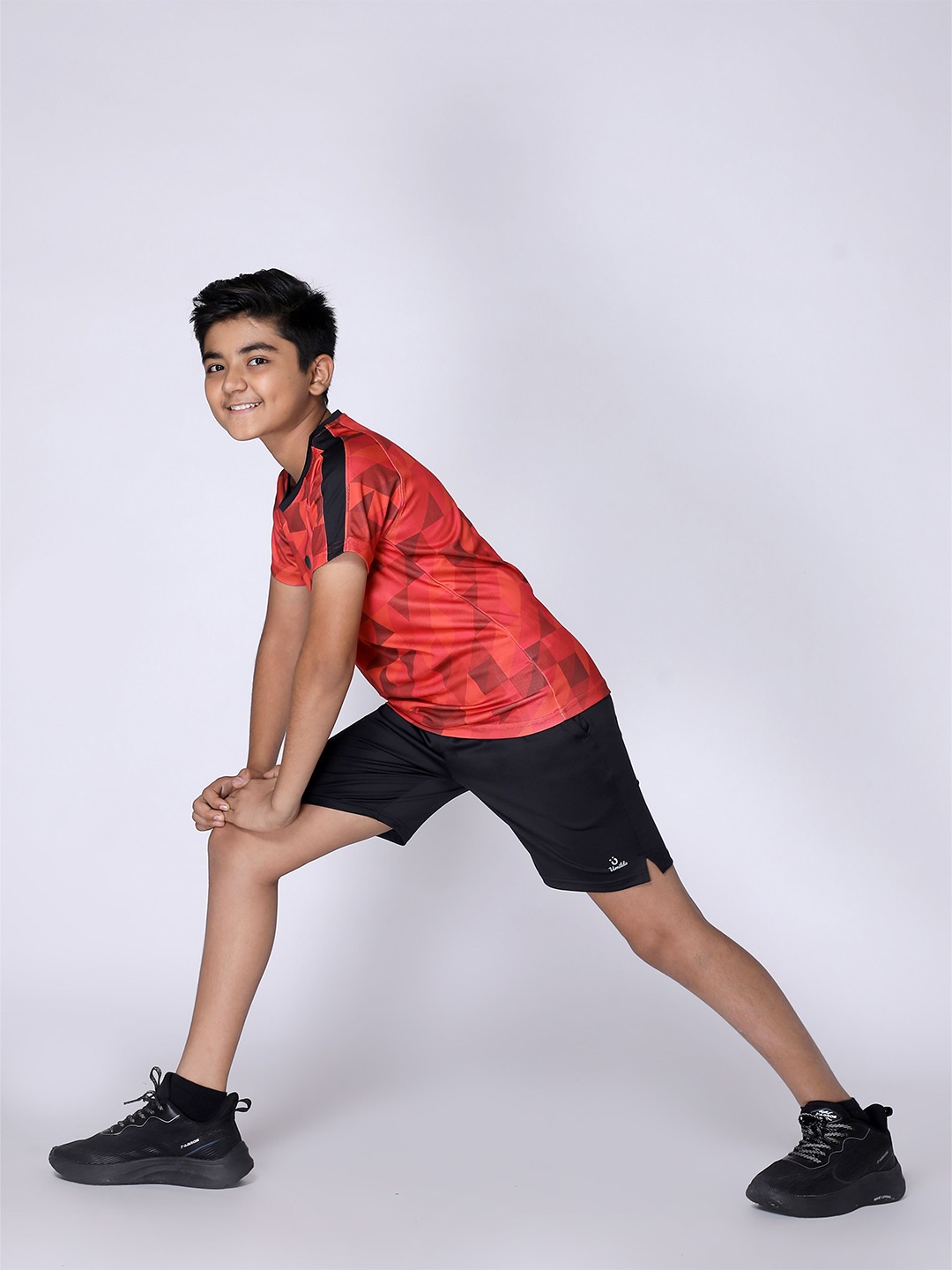 

UMILDO Boys Printed Round Neck T-shirt with Shorts, Red