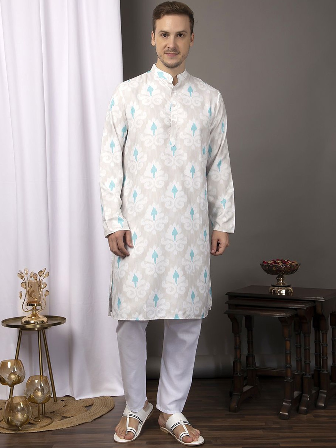 

Hangup Ethnic Motifs Printed Mandarin Collar Straight Kurta with Pyjamas, White