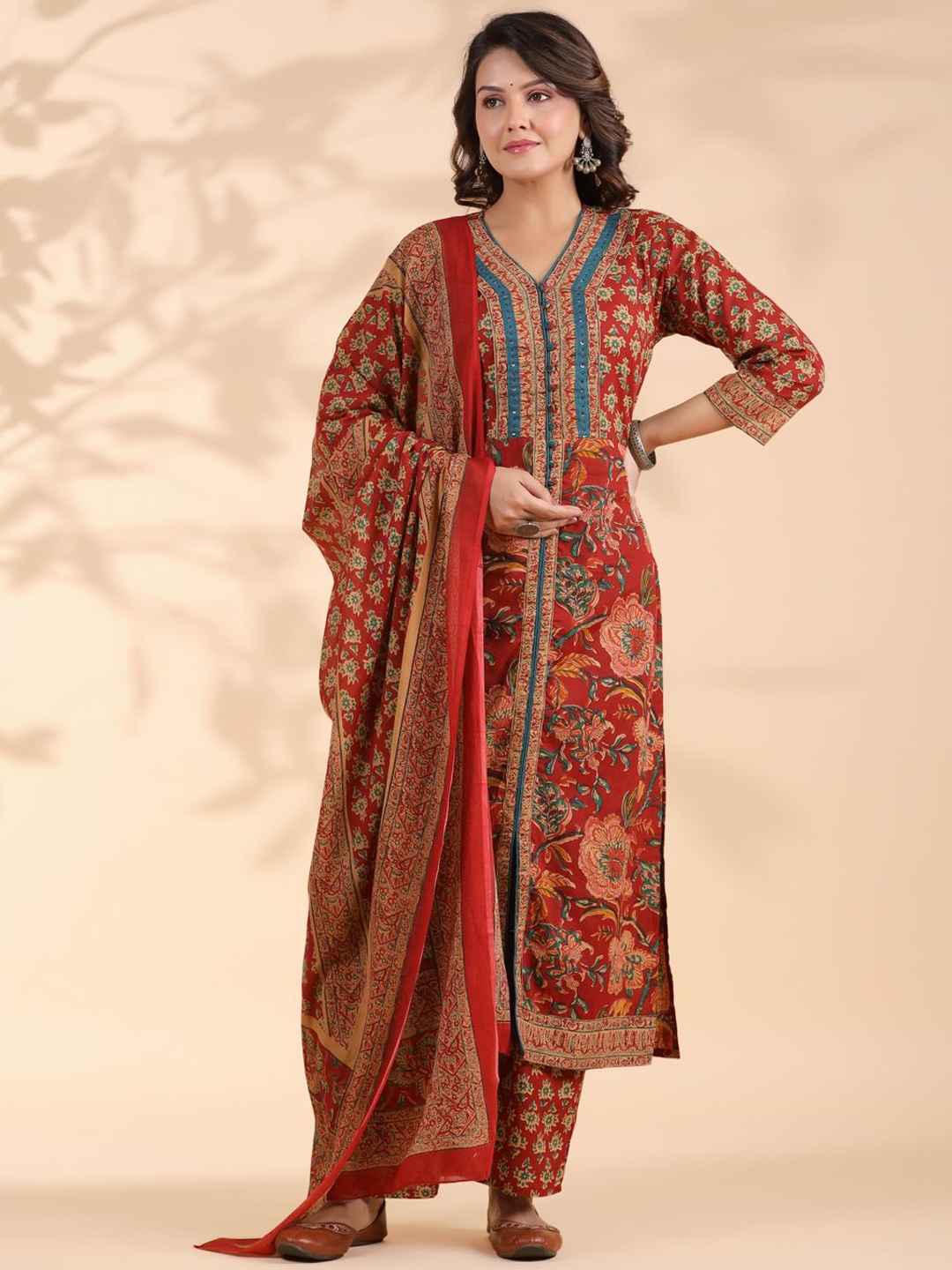 

Vbuyz Floral Printed Regular Sequinned Pure Cotton Kurta With Palazzos & Dupatta, Red