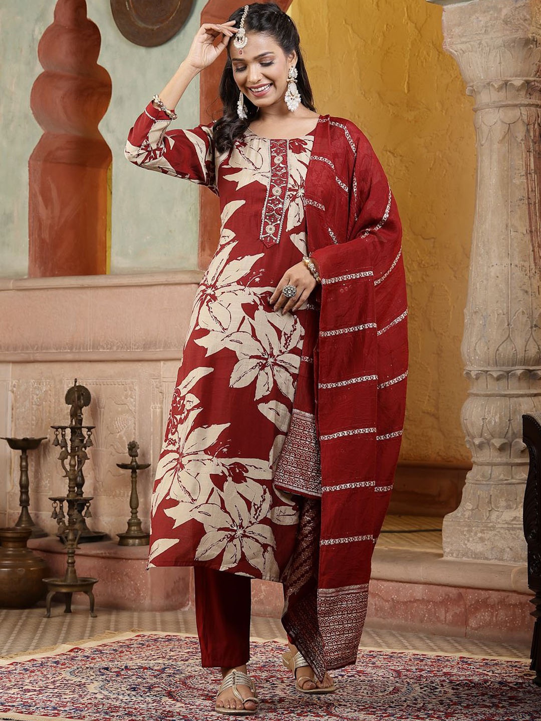 

Stylum Red & Beige Floral Printed Straight Kurta & Trousers With Dupatta