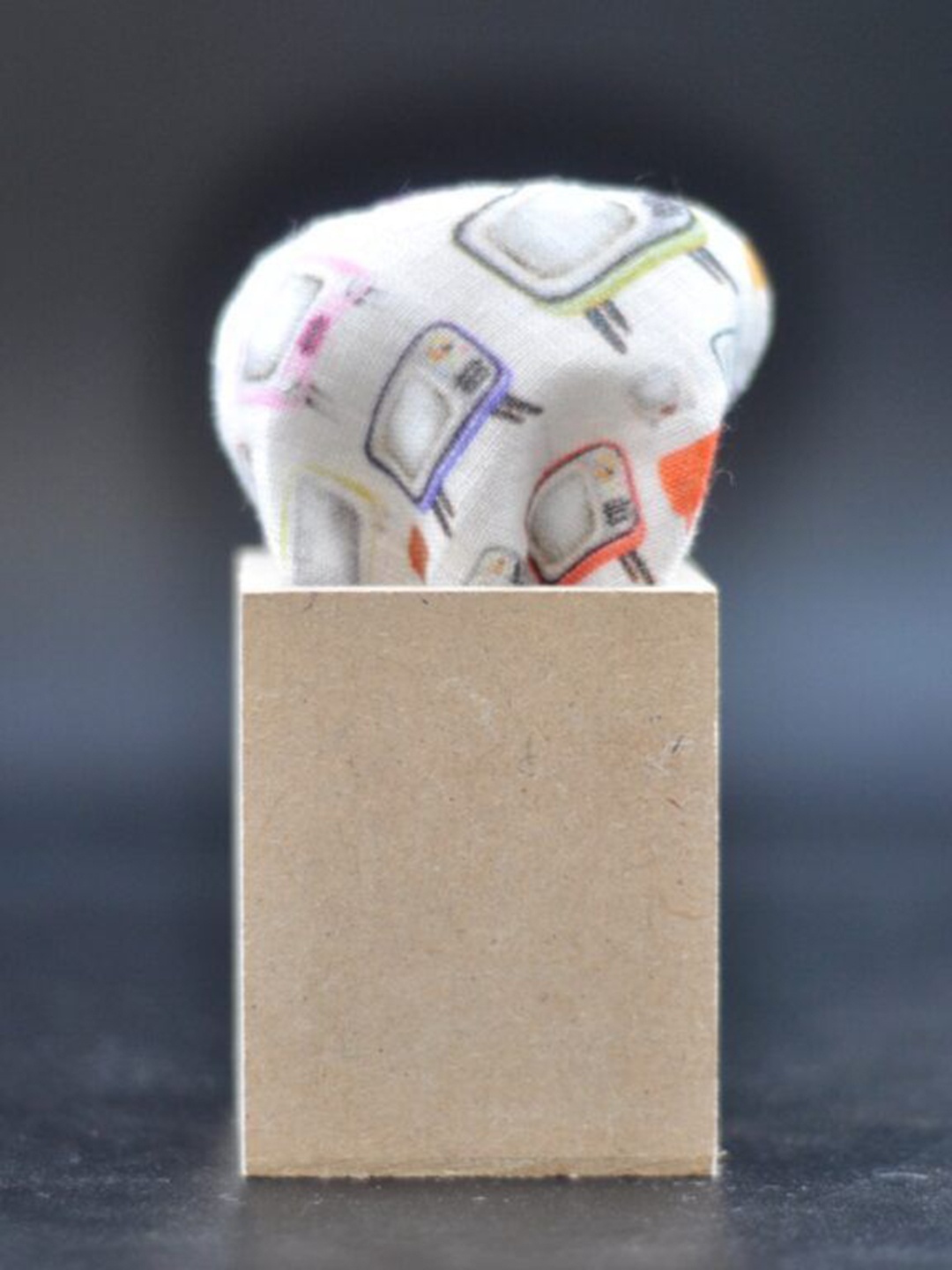 

The Tie Hub White Printed Pocket Squares