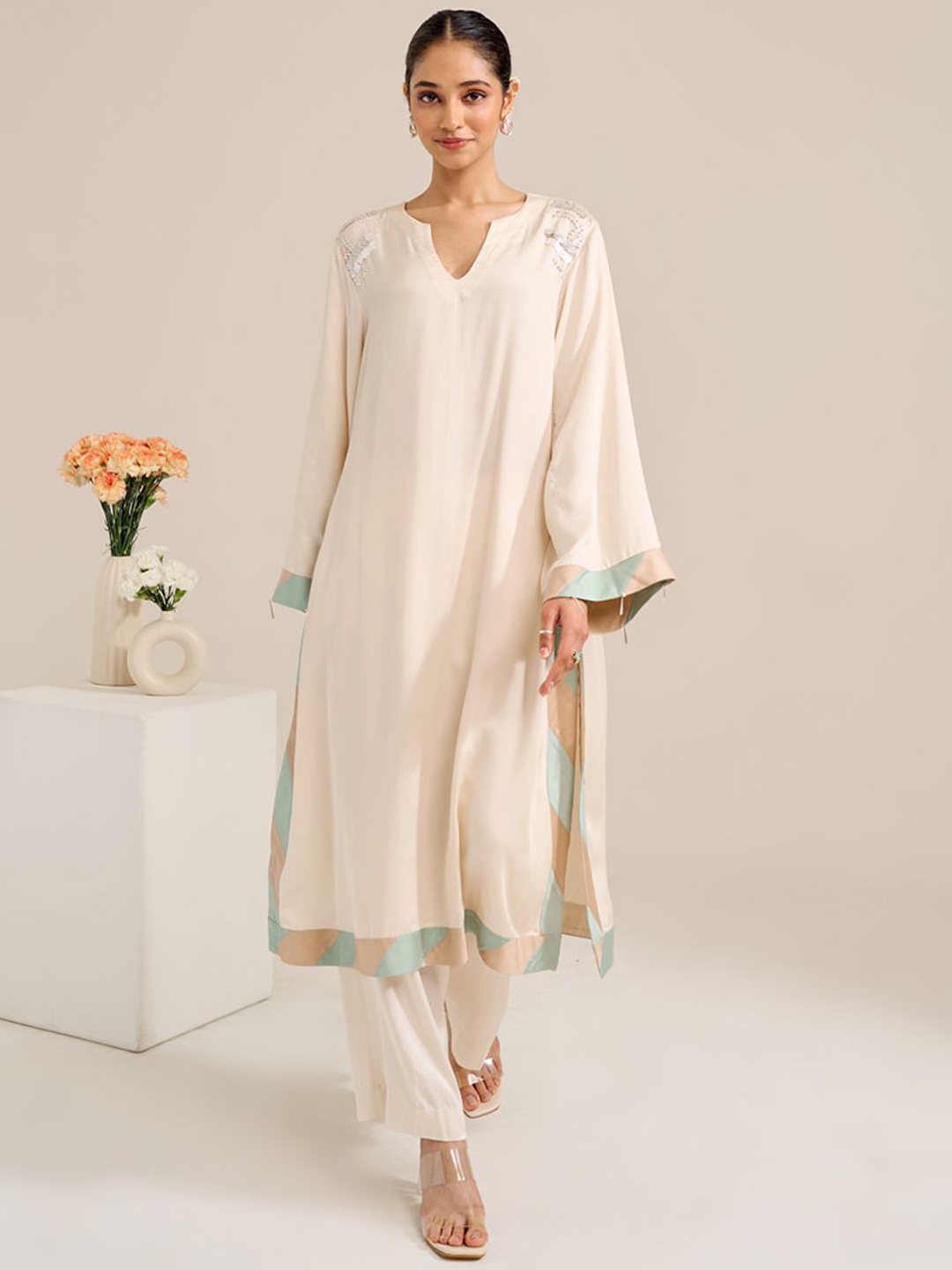 

Siyona by Ankurita Embroidered Sequinned Kurta with Trousers & Dupatta, Off white