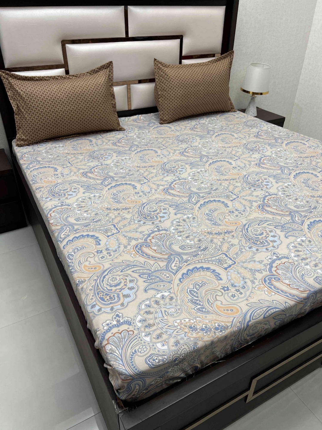 

Pure Decor Manor Brown Ethnic Motifs Microfiber 220 TC King Bedsheet & 2 Pillow Covers