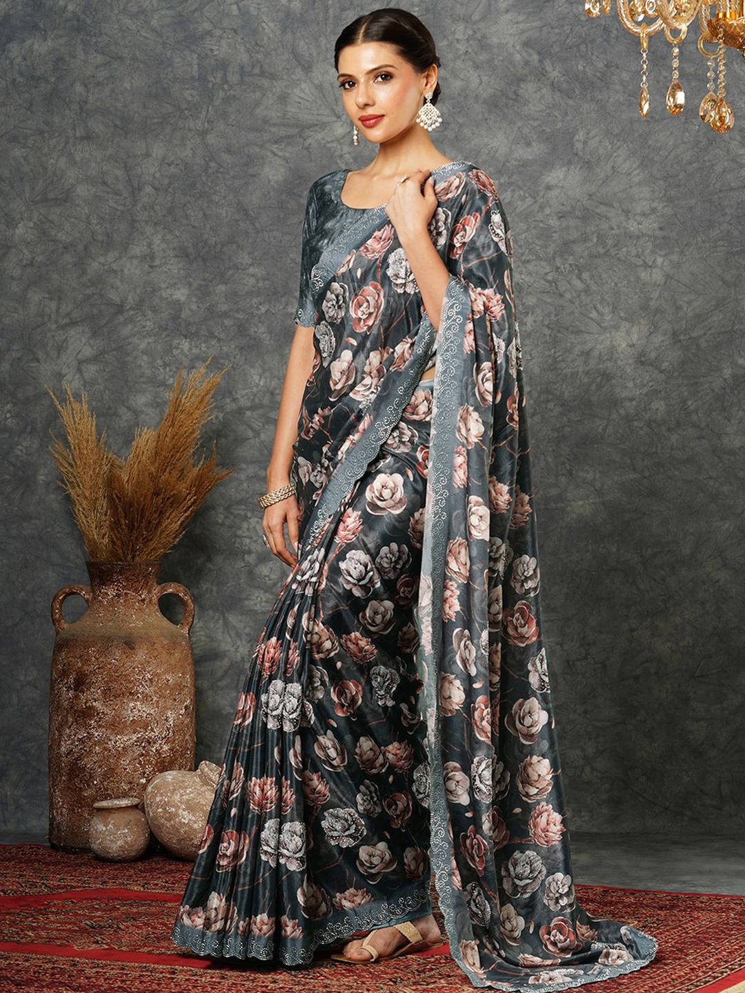 

Satrani Floral Embellished Dabu Saree with Blouse piece, Grey