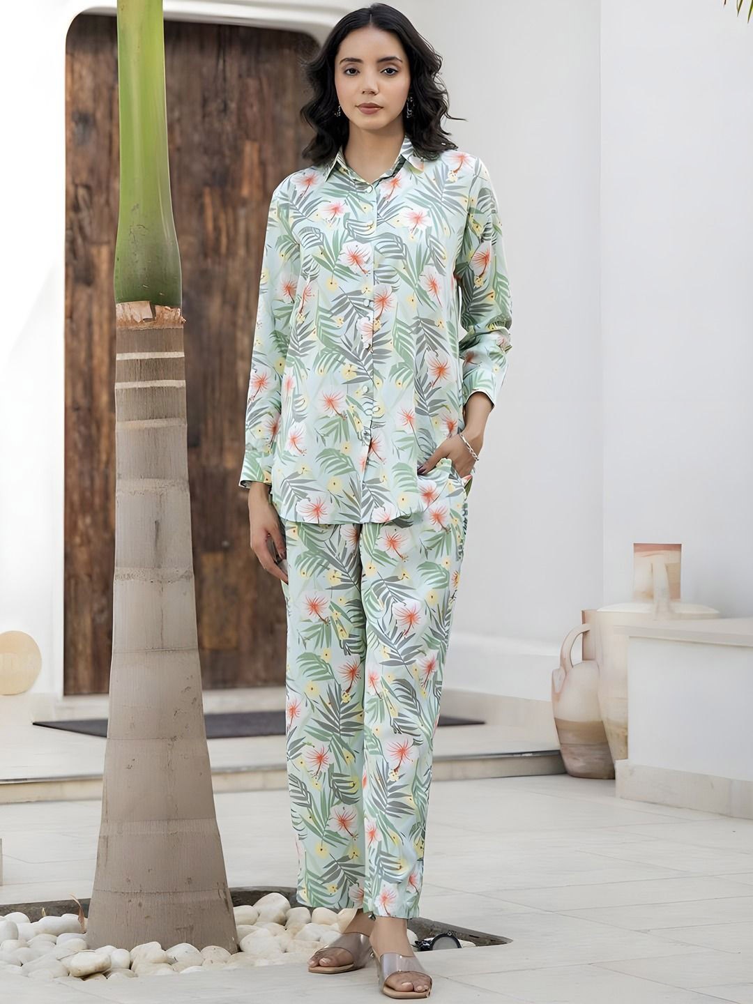 

NIJANAND TEXTILE Women Printed Pure Cotton Shirt with Trousers, Multi