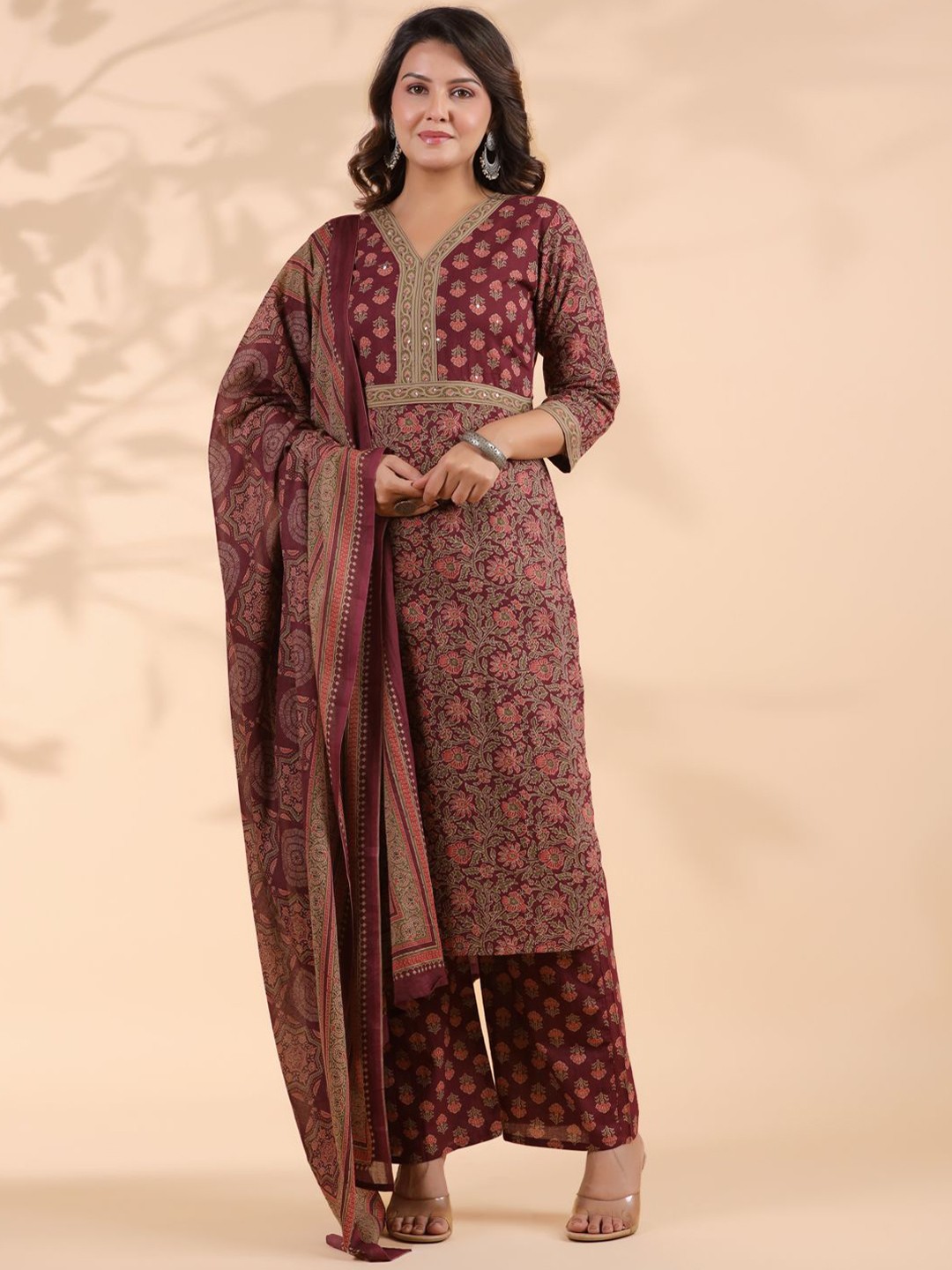 

Vbuyz Floral Printed Regular Pure Cotton Straight Kurta & Trousers With Dupatta, Burgundy