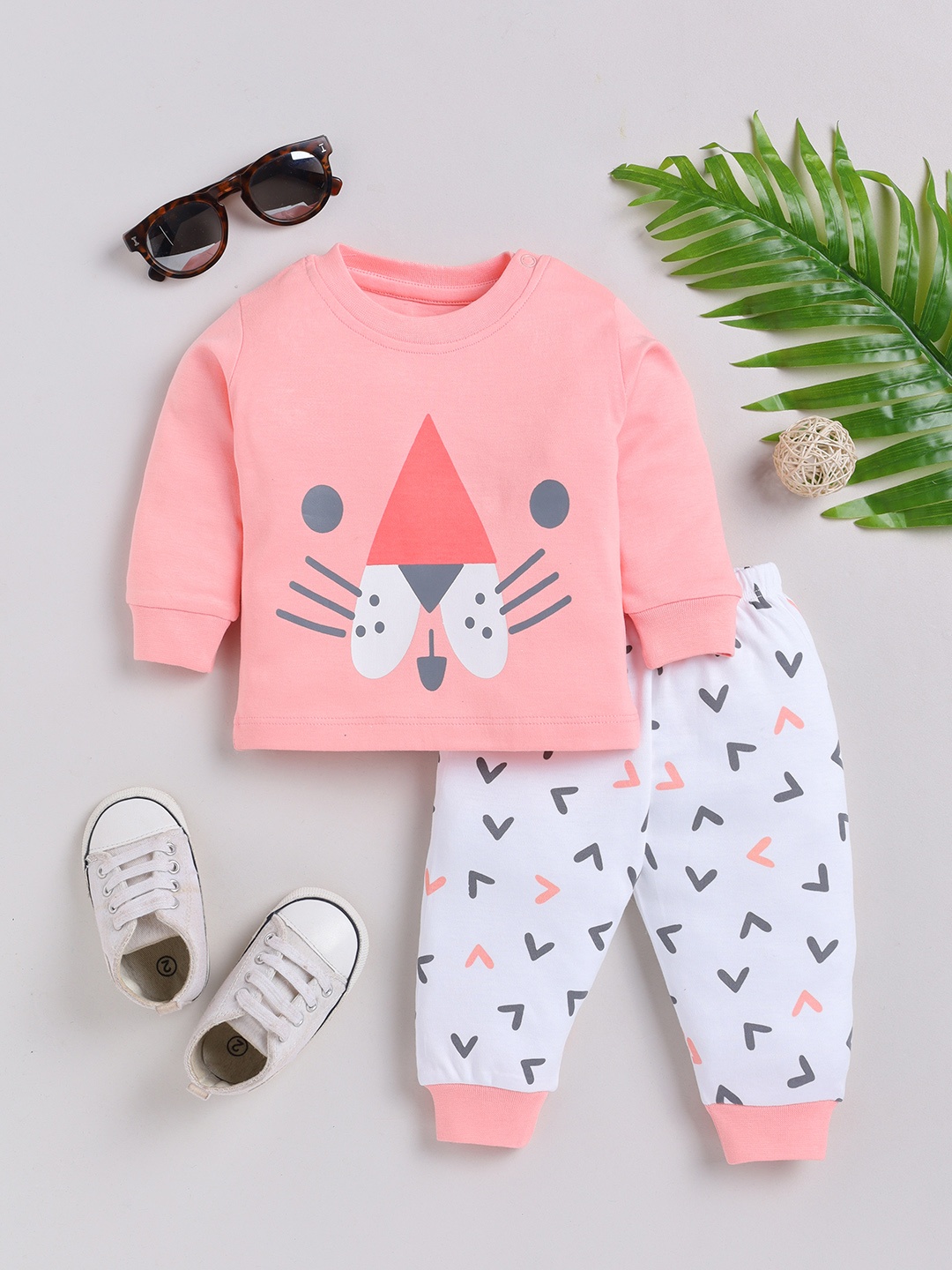 

YK X Tinyo Infant Boys Printed Pure Cotton T-shirt with Joggers, Pink