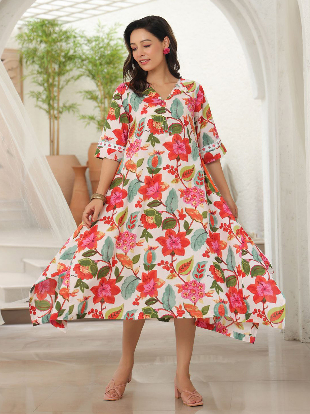

Rain & Rainbow Pure Cotton A-line Midi Ethnic Dresses, White