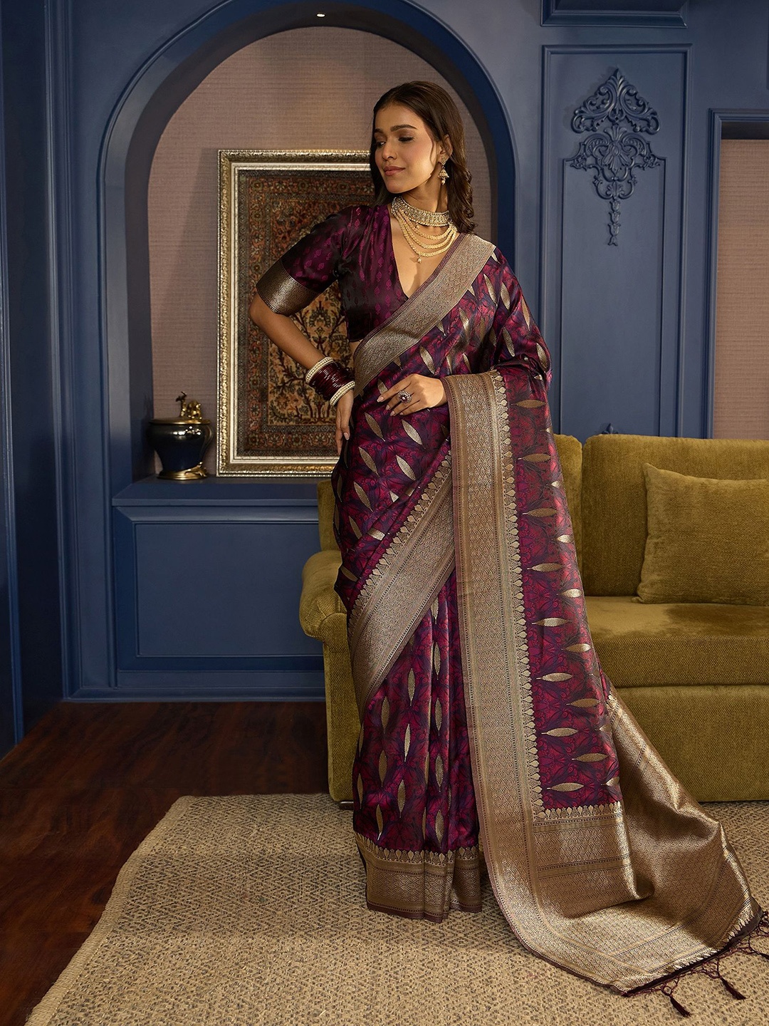 

Sangria Woven Design Zari Banarasi Saree, Purple