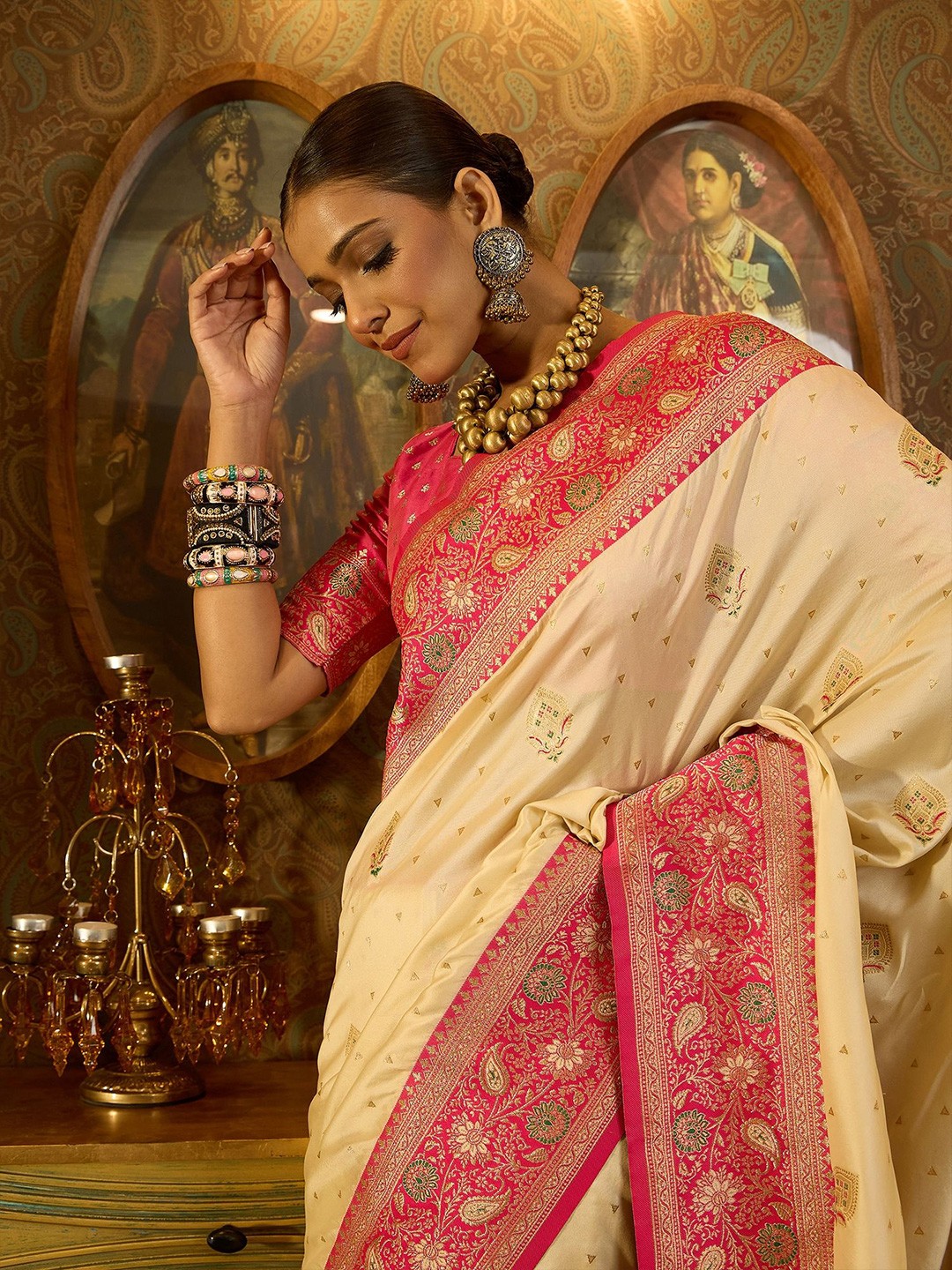 

Sangria Woven Pure Silk Design Banarasi Saree, Pink