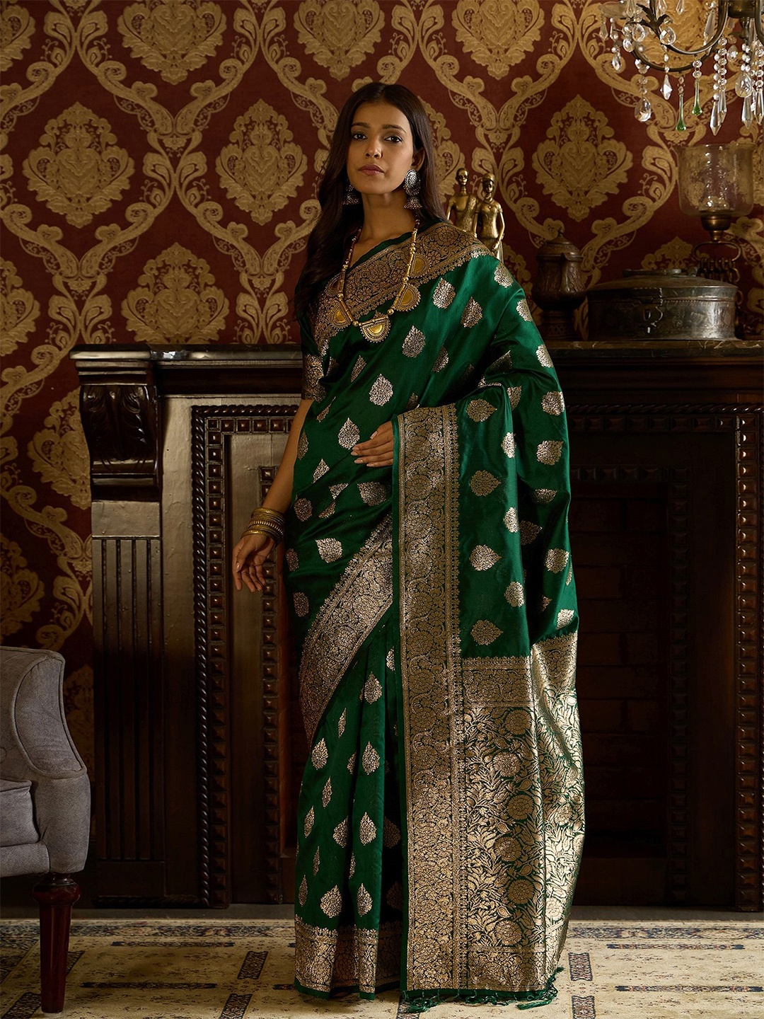 

Sangria Woven Design Zari Banarasi Saree, Green