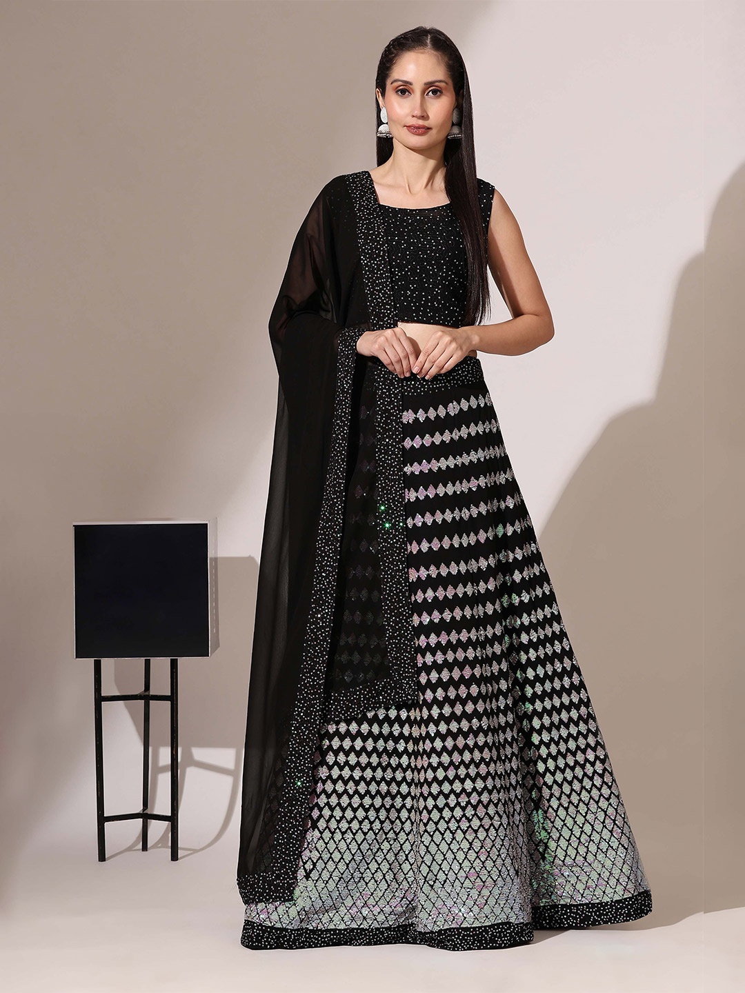 

Fabcartz Embellished Sequinned Semi-Stitched Lehenga & Unstitched Blouse With Dupatta, Black