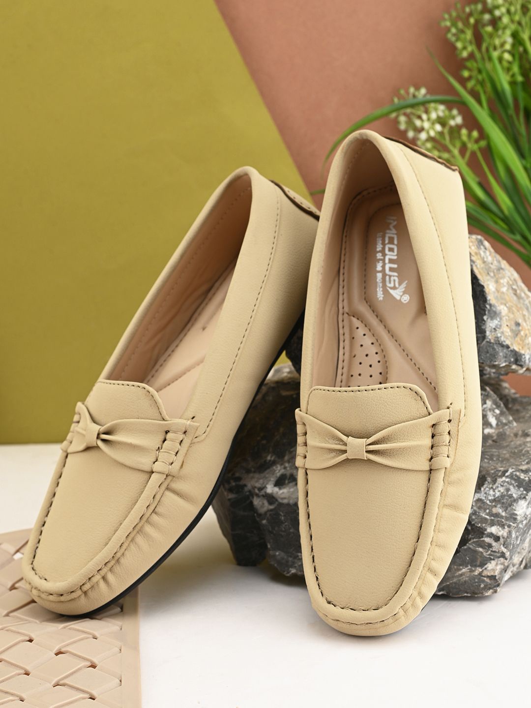 

IMCOLUS Women Loafers, Cream