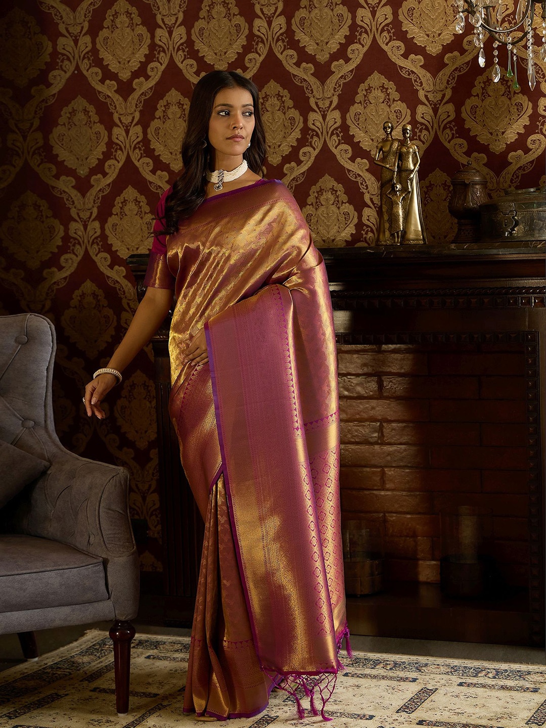 

Sangria Woven Design Zari Banarasi Saree, Purple