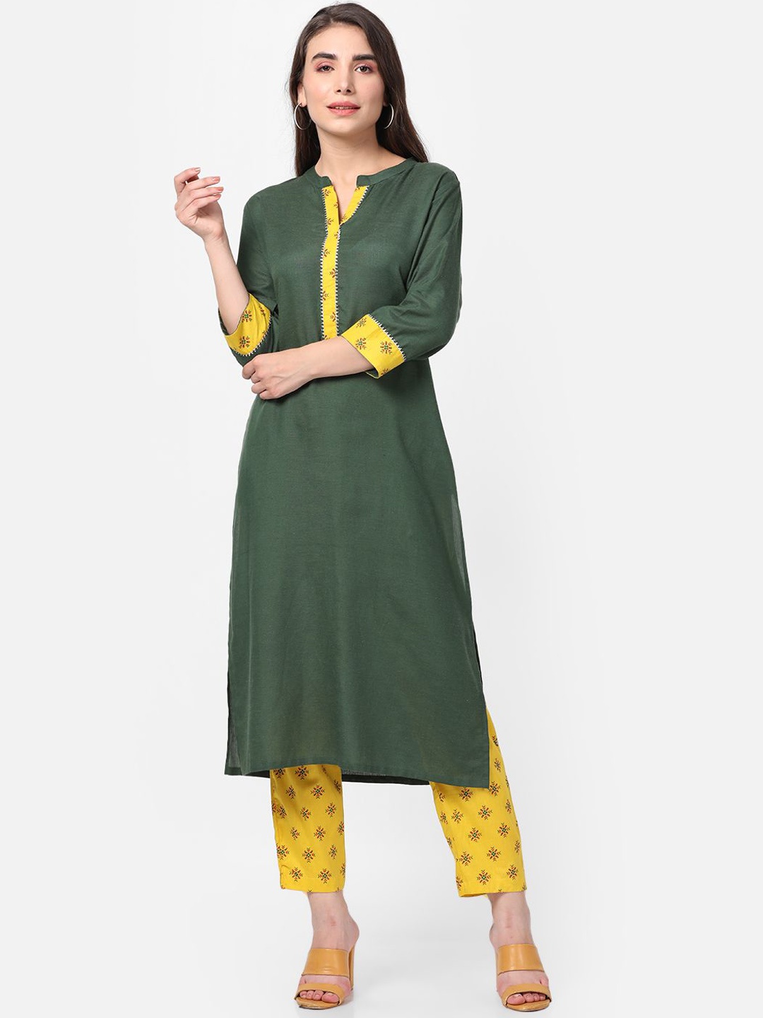 

Shree Gotta Patti Regular Straight Kurta with Trousers, Green
