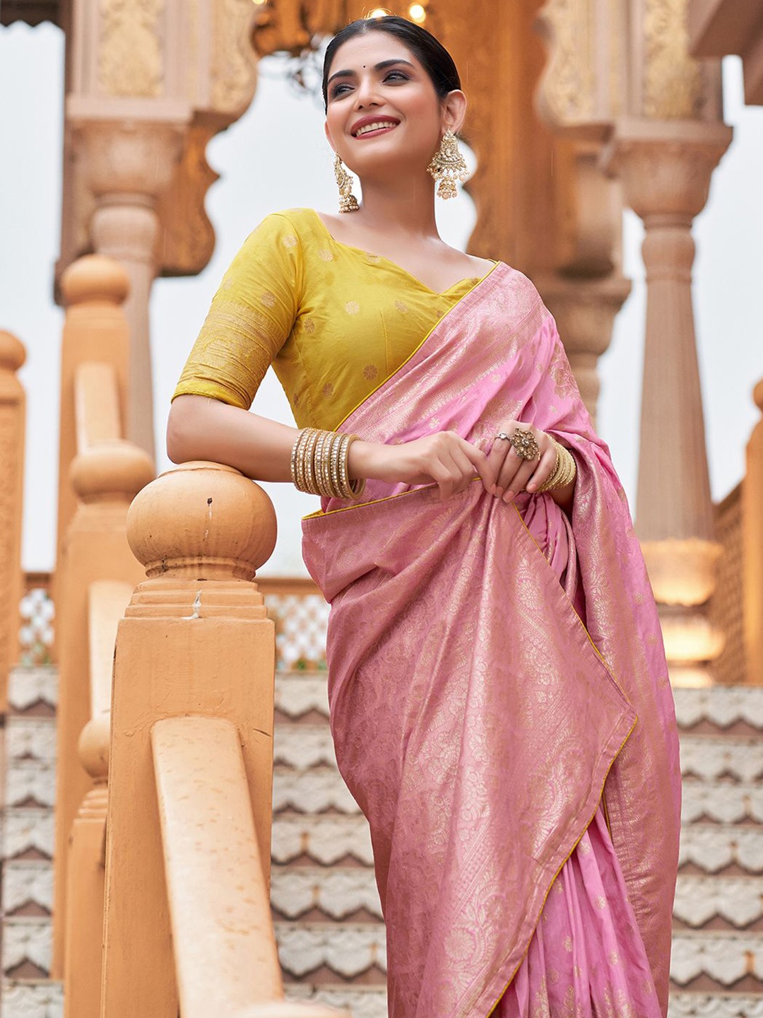 

Satrani Woven Design Zari Pure Silk Kanjeevaram Saree, Pink