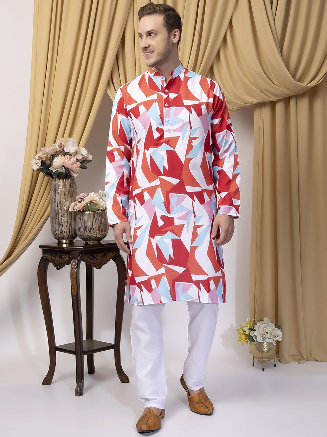 

Hangup Geometric Printed Mandarin Collar Straight Kurta with Pyjamas, Red