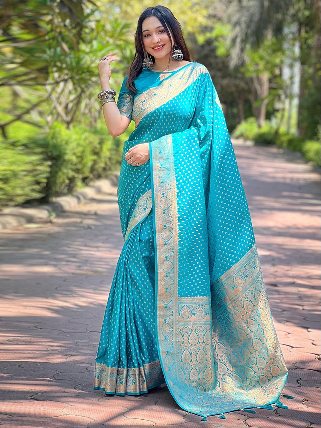 

Mitera Woven Design Zari Silk Blend Banarasi Saree, Blue