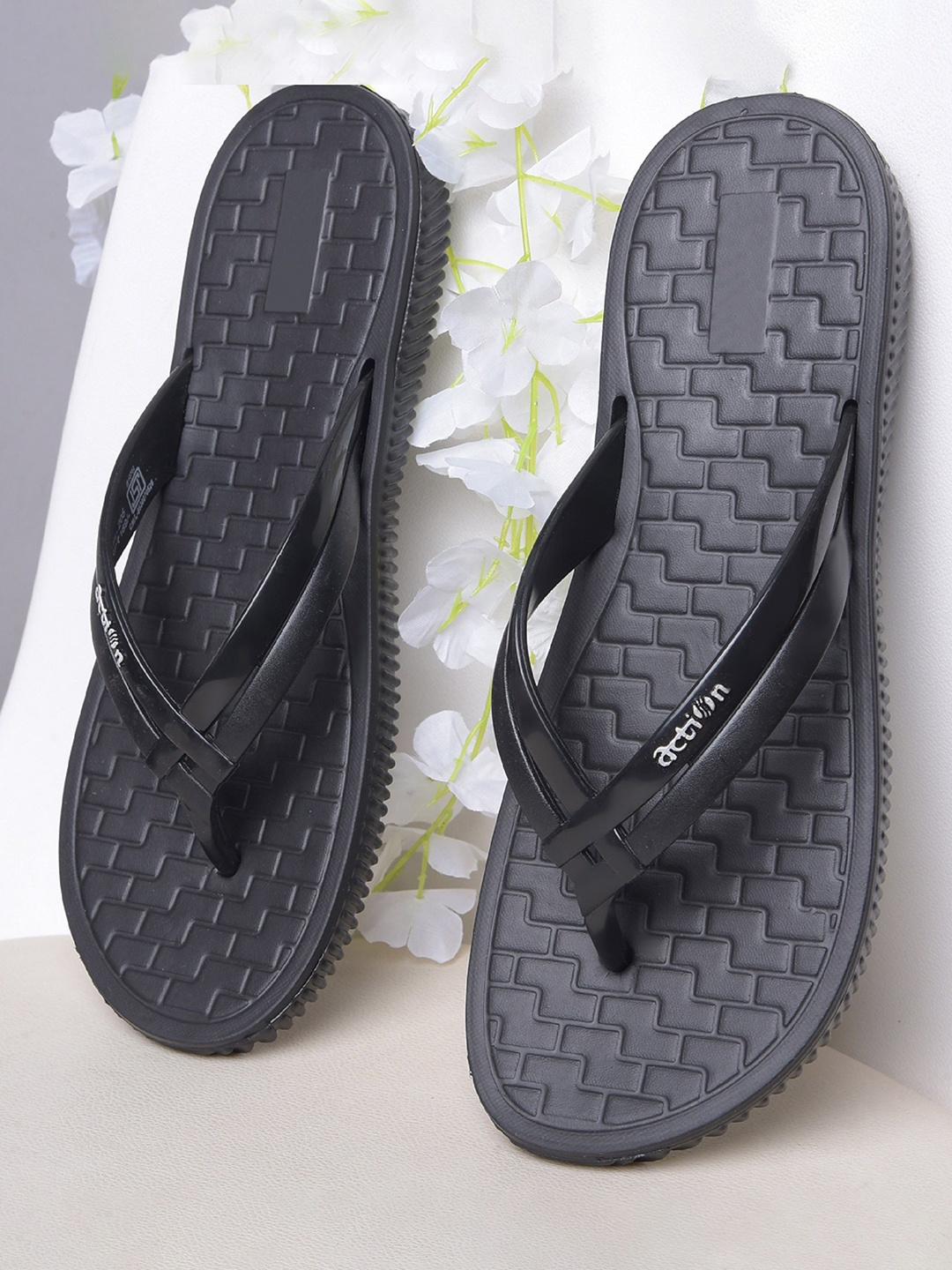 

Action Women Rubber Thong Flip-Flops, Black