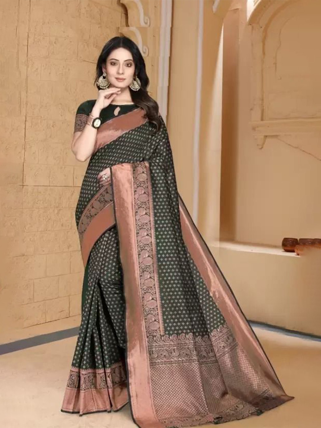 

Kriyansh Zari Woven Kanjeevaram Saree, Green