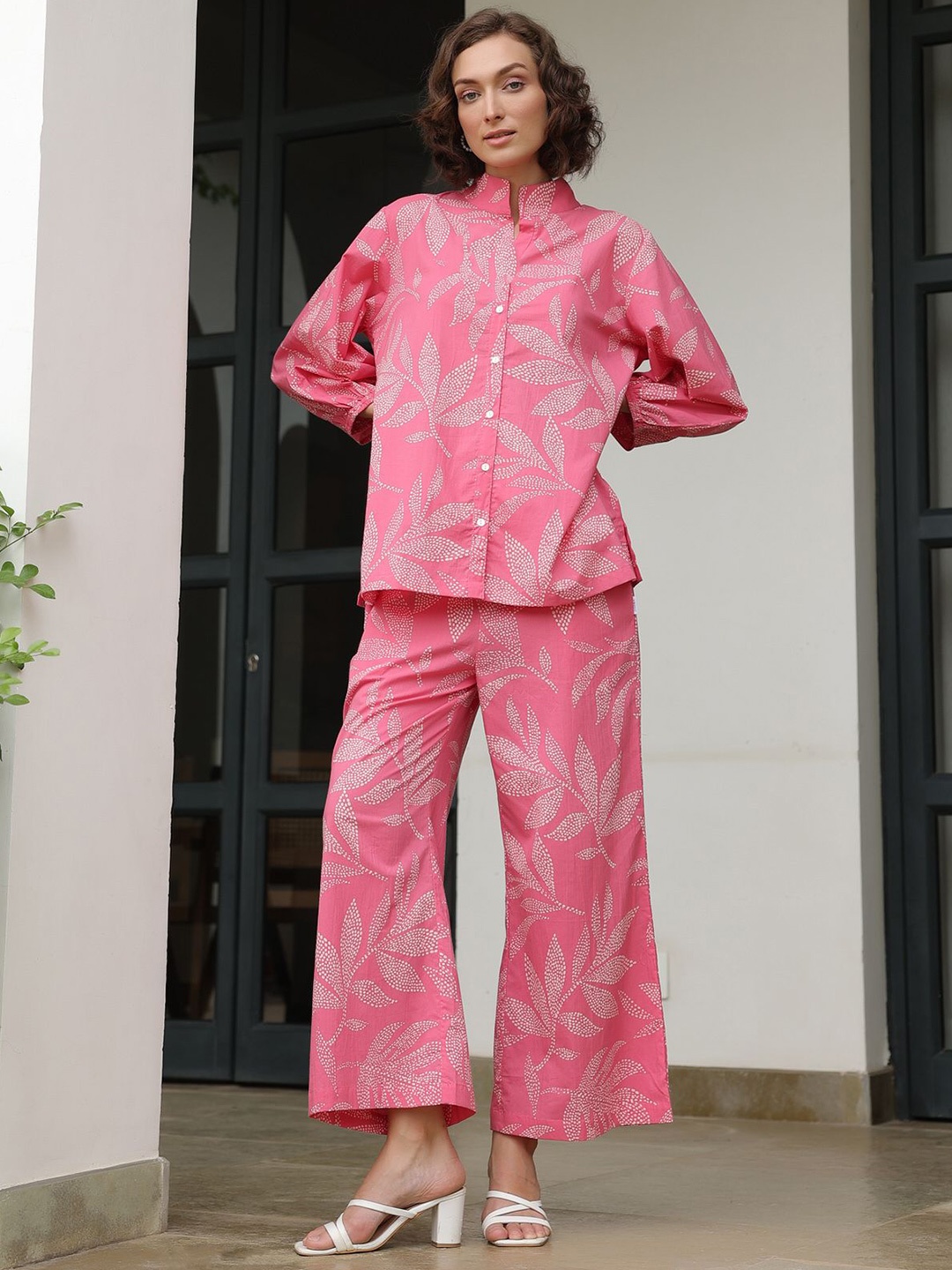 

JISORA Pink Floral Printed Mandarin Collar Pure Cotton Shirt With Trousers