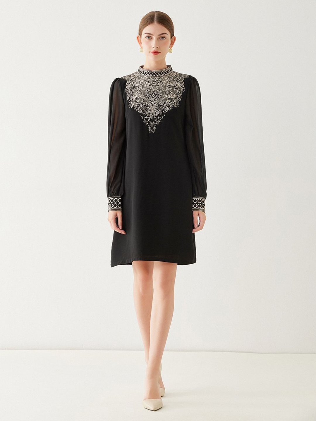 

JC Collection Women Solid Round Neck A-Line Dress, Black
