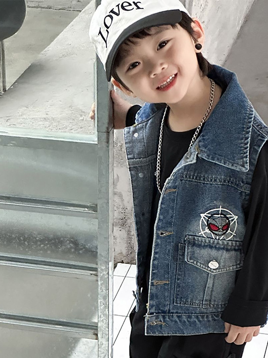 

StyleCast x Revolte Boys Outdoor Denim Jacket, Blue