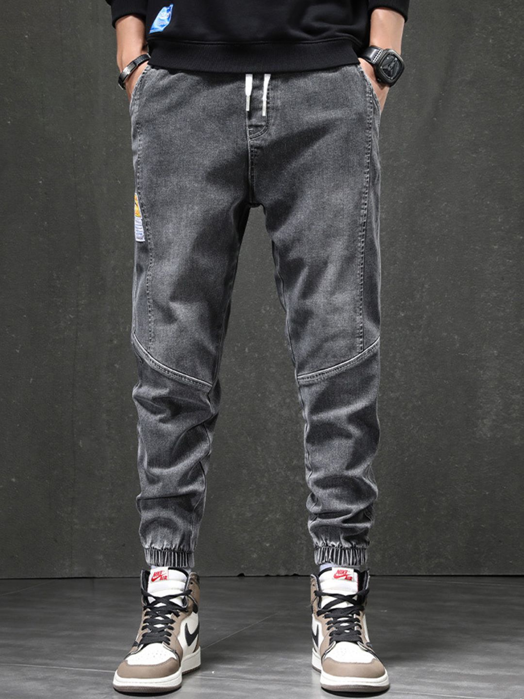 

StyleCast Men Jogger Light Fade Jeans, Grey