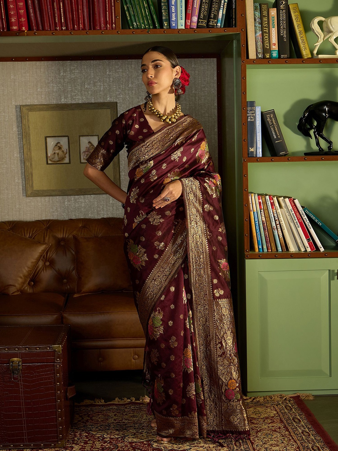 

Sangria Ethnic Motifs Woven Design Banarasi Saree With Unstitched Blouse, Maroon