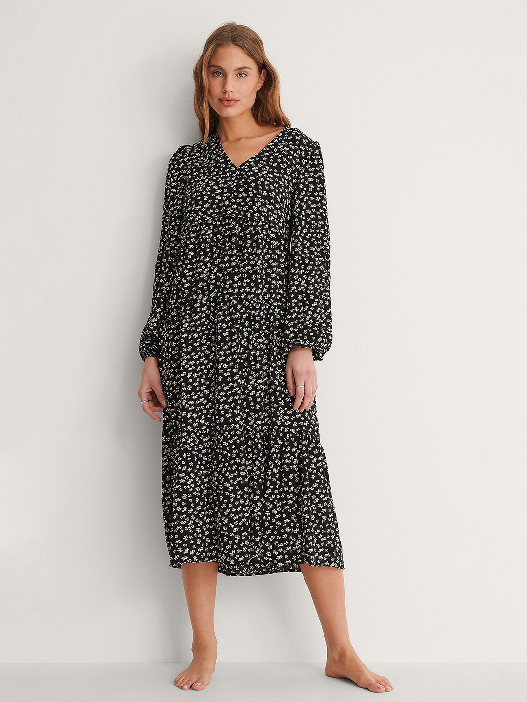 

TIRA Floral Printed Puff Sleeve Georgette A-Line Midi Dress, Black