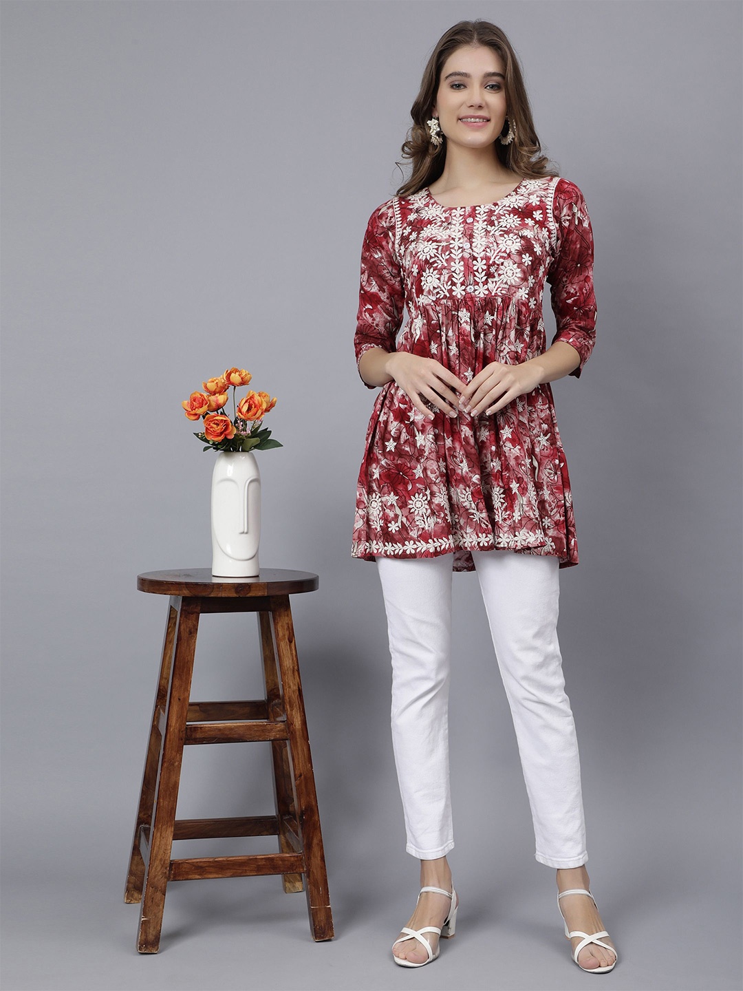 

STUNICS Floral Printed Thread Work Pure Cotton Empire A-Line Kurti, Red