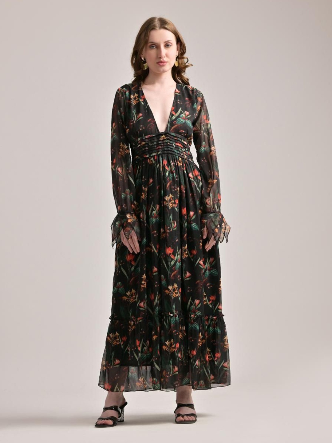 

The Samoa Women Floral Printed Puff Sleeves Maxi Dress, Black