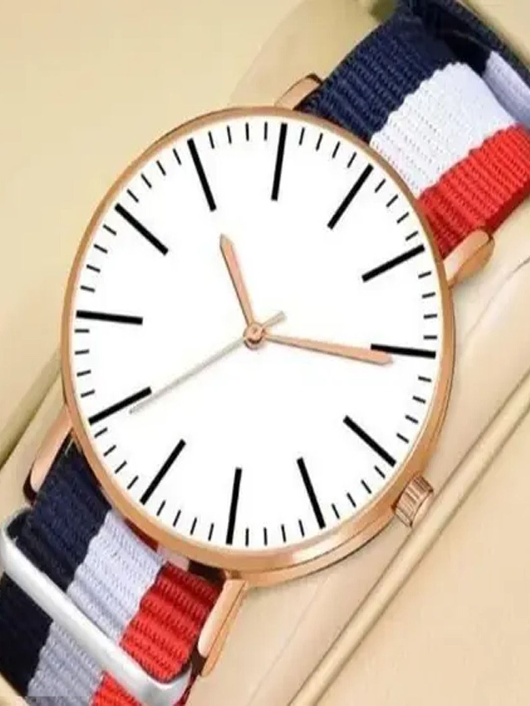 

VAGHBHATT Women Dial & Straps Analogue Automatic Watch Watch-D4-04, White