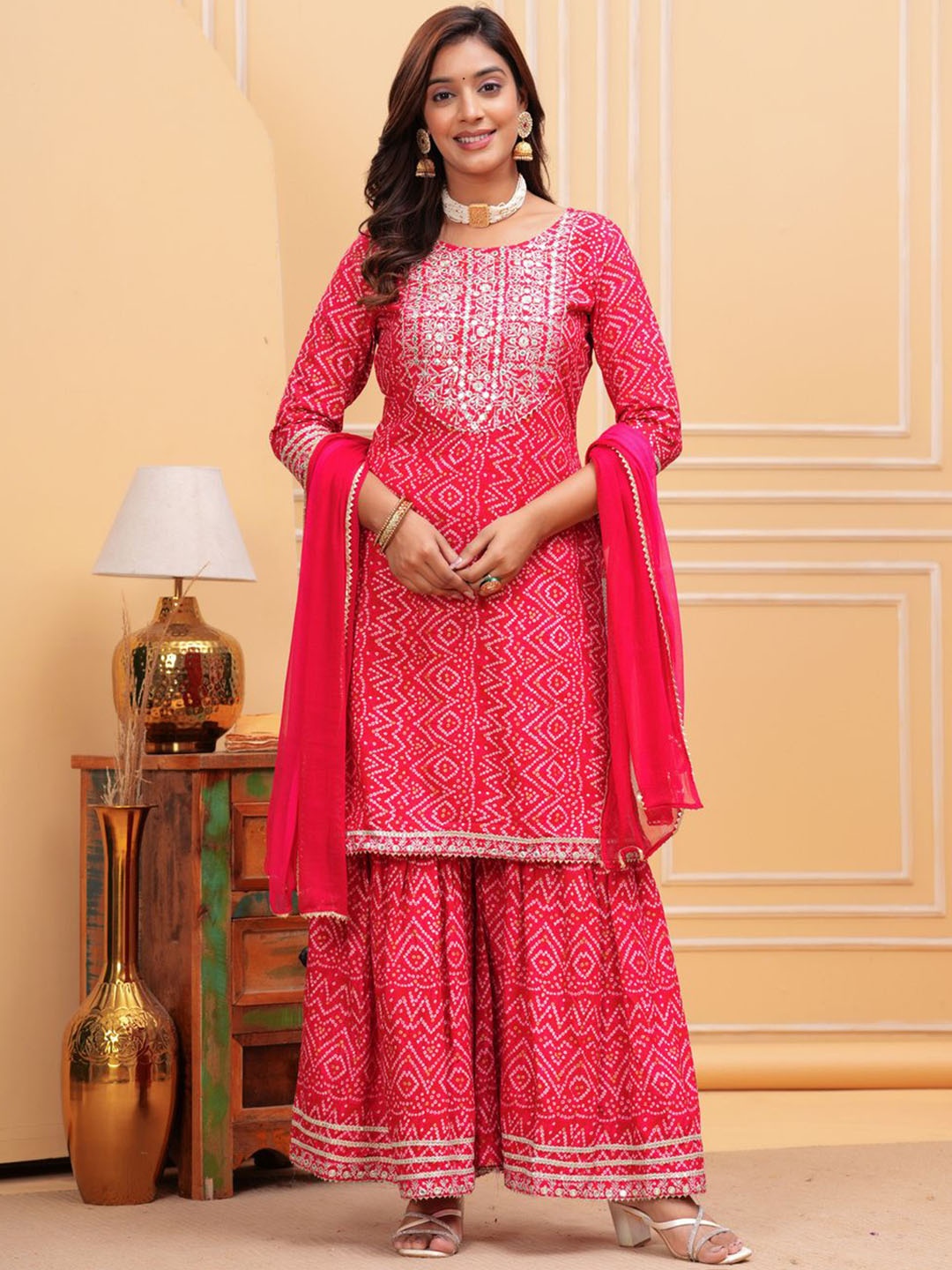 

TOULIN Bandhani Printed Pure Cotton Straight Kurta with Sharara & With Dupatta, Pink
