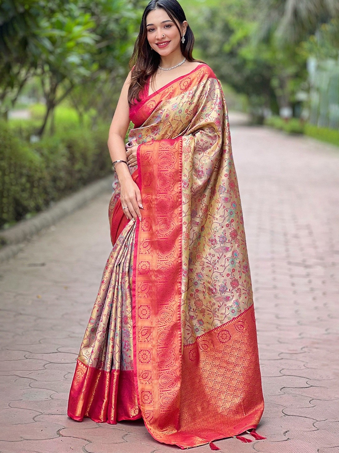 

MySilkLove Woven Design Zari Banarasi Saree, Red